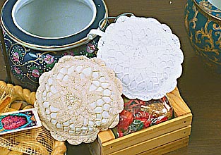 sachet battenlace round.JPG (38009 bytes)